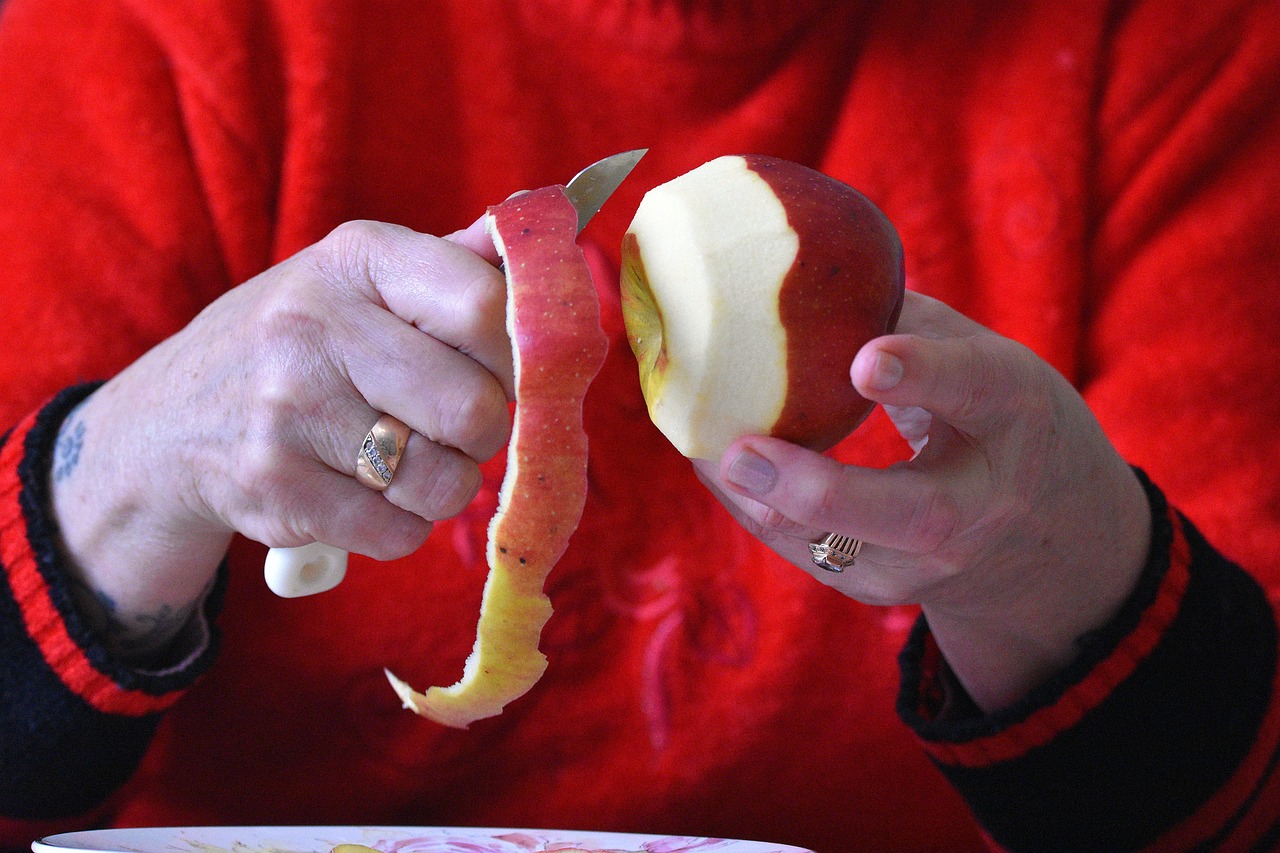 entdecken sie die vorteile des natürlichen peelings für eine strahlende und gesunde haut. unsere sanften formulierungen entfernen abgestorbene hautzellen, fördern die regeneration und hinterlassen ein frisches hautbild.